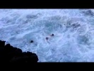 Опасный способ искупаться в море