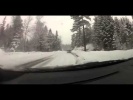 Авария на скользкой дороге и эмоциональный водитель