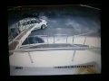 Волна смыла автомобили