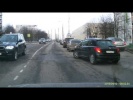 Женщина за рулем Пежо... разворот вопреки всему здравому смыслу