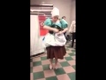 Девочка переоделась за 10 секунд..)))....стоит пос