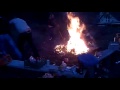 Мужики допрыгались через огромный костер