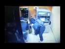Обчистили банкомат за 1 минуту