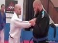 У тренера боевых искусств не выдержали нервы