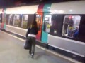 Правильный способ снять блокировку дверей в метро